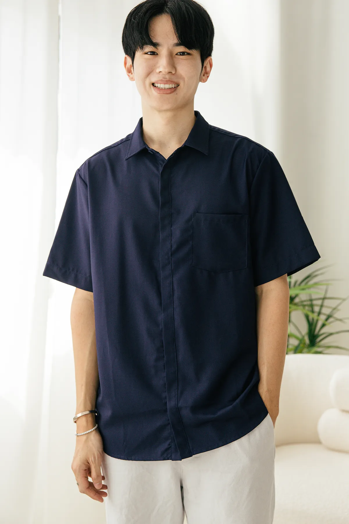 Joy in Wonder Collar Shirt (Navy)