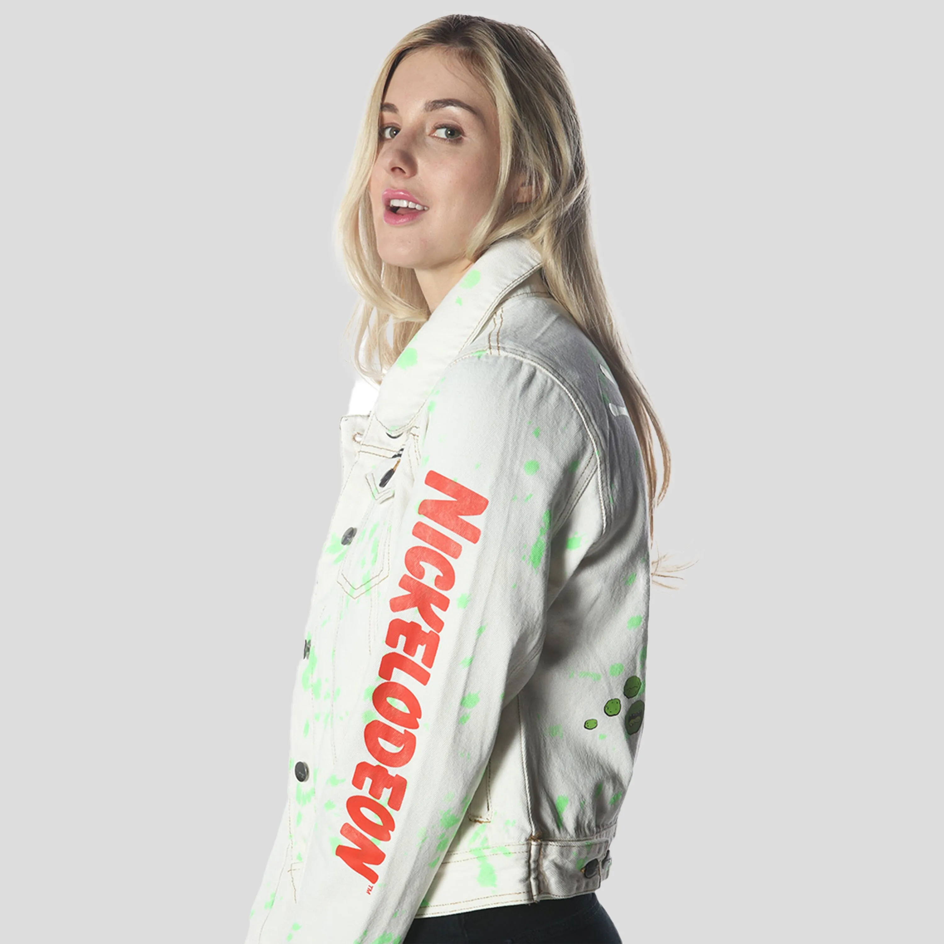 Members Only Women's White Denim Nickelodeon Trucker With Pai Jacket