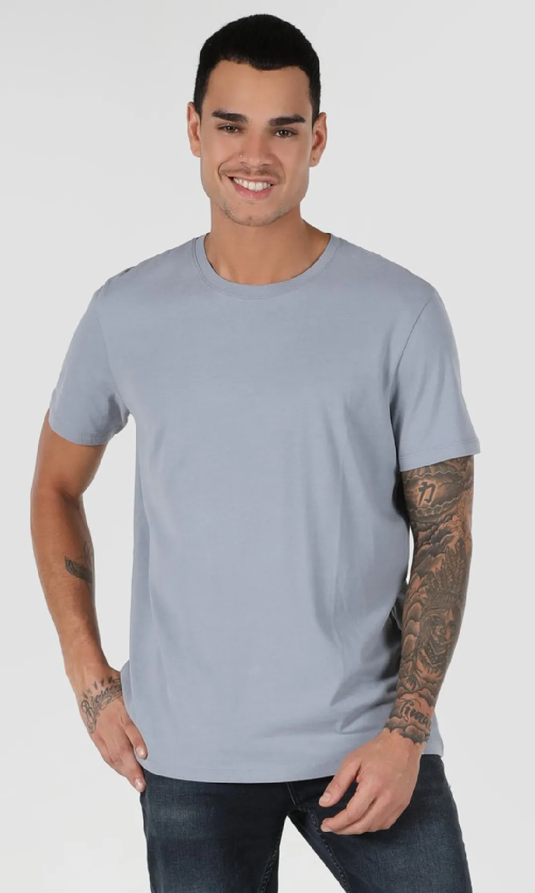 Men Basic T-Shirt COLIN'S (Baby Blue)