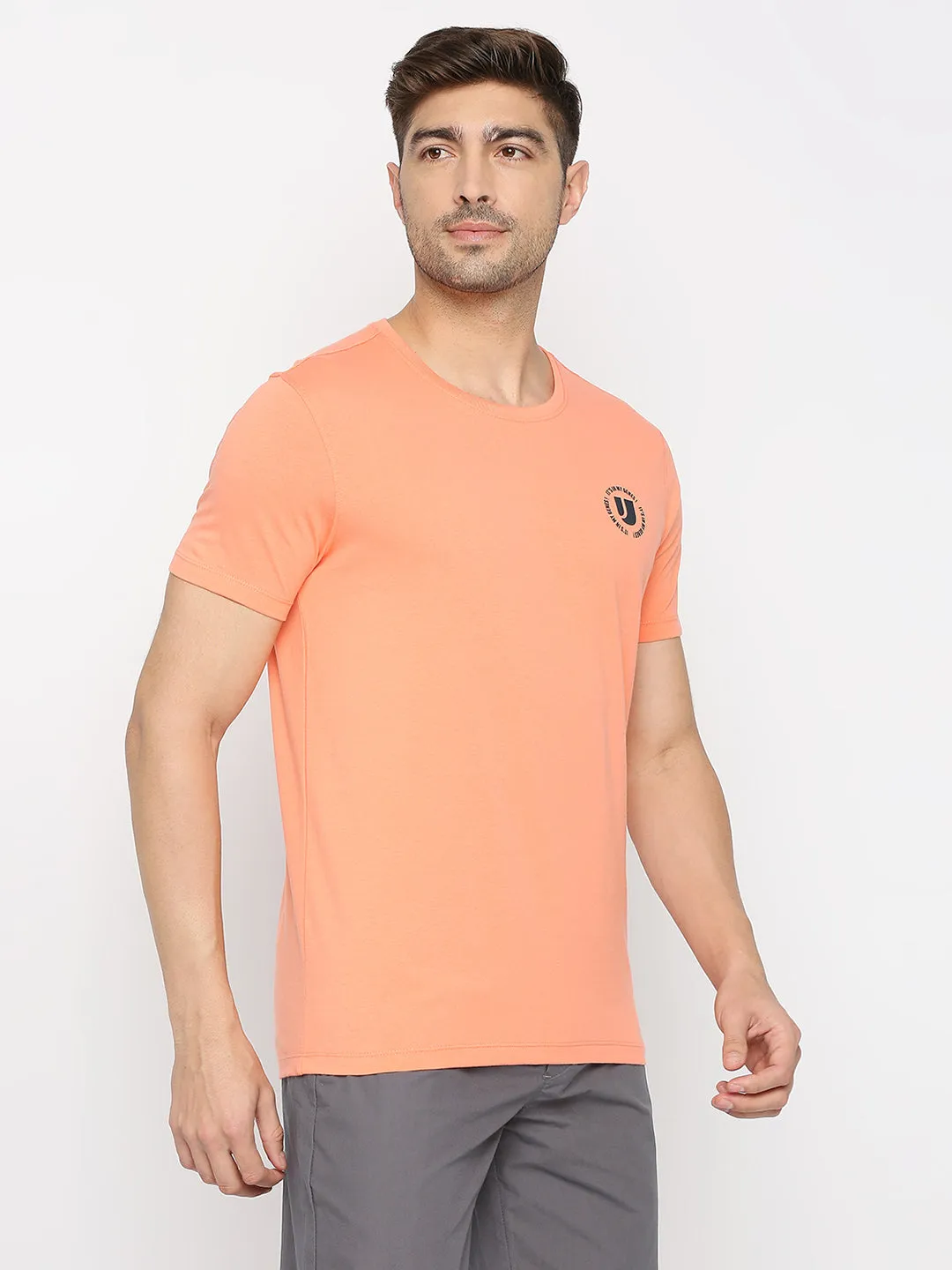 Men Premium Peach Cotton Round Neck Plain Tshirt- Underjeans By Spykar