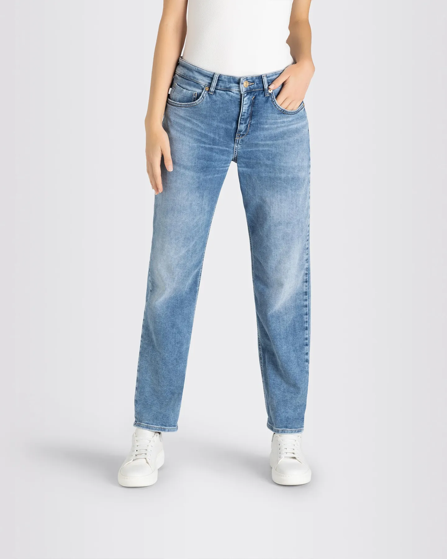 STRAIGHT LEG JEANS - LIGHT INDIGO USED WASH